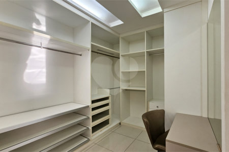 Casa à venda com 3 suítes no condomínio Golden Village., Rio de Janeiro - RJ