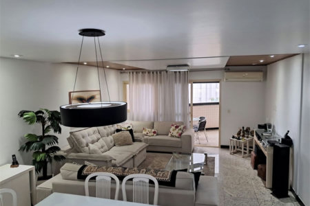 Apartamento Residencial à venda, Gonzaga, Santos - AP0761.