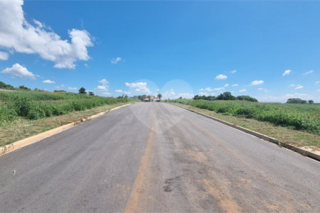 Terreno à venda no condomínio Vale do Sol, Araçoiaba da Serra - SP