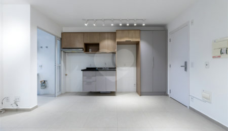 Apartamento à venda com 2 quartos, sendo 1 suíte,  em Santo Amaro, São Paulo, SP