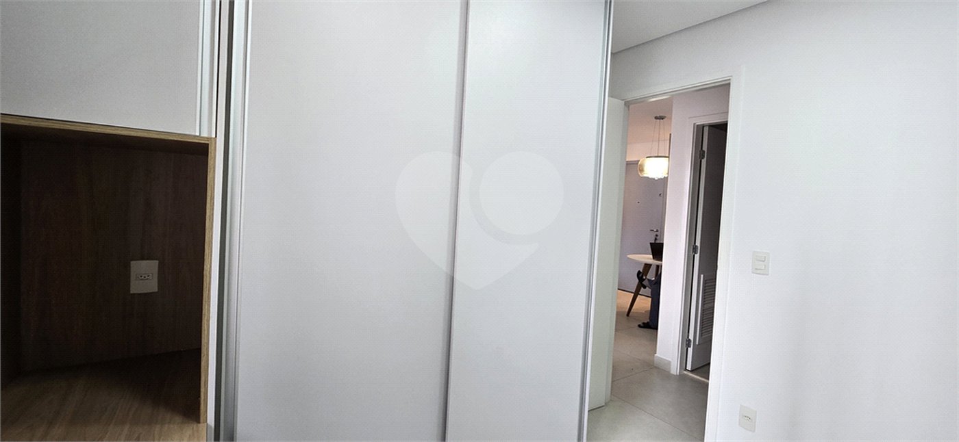 Apartamento à venda com 2 quartos, sendo 1 suíte, em Vila Andrade, São Paulo, SP