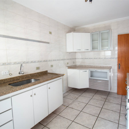 Apartamento à venda com 3 quartos, sendo 1 suíte, no Centro, São Roque, SP