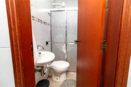 Casa à venda com 4 suítes em Vila Ipojuca, São Paulo, SP
