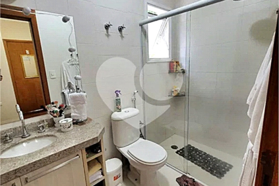 Casa à venda com 3 suítes no condomínio Cantareira, Mairiporã - SP