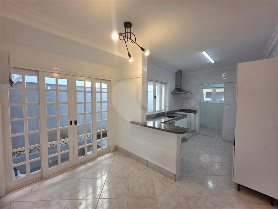 Casa à venda ou para alugar com 3 suítes no condomínio Villagio Capriccio, Louveira - SP