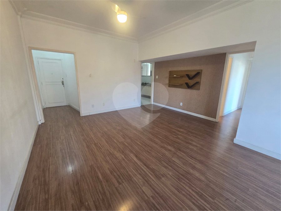 Apartamento à venda com 3 quartos, sendo 1 suíte,  em Tijuca, Rio de Janeiro, RJ