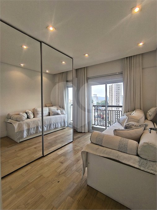 Apartamento à venda com 4 quartos, sendo 3 suítes, em Santana, São Paulo, SP