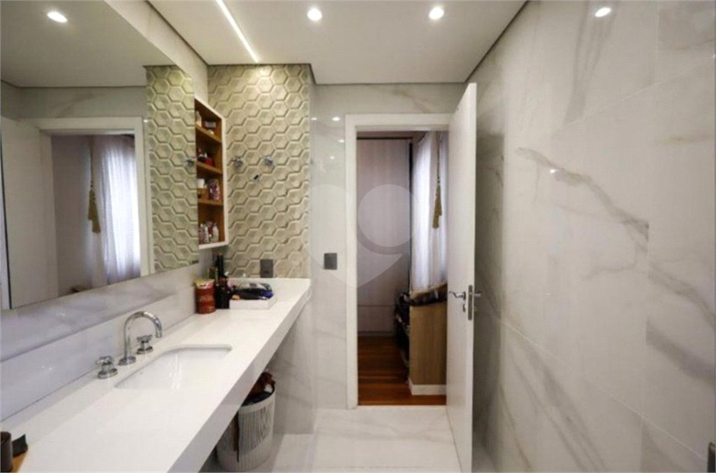 Apartamento à venda ou para alugar com 3 quartos, sendo 2 suítes,  em Jardim Marajoara, São Paulo, SP