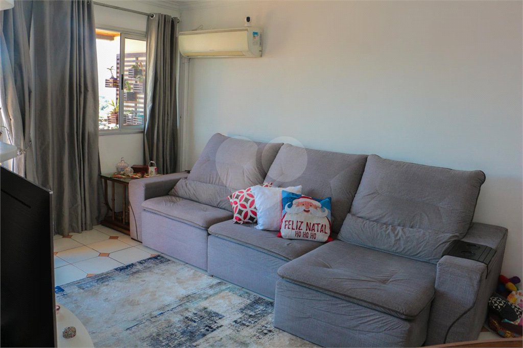 Apartamento à venda com 3 quartos, sendo 1 suíte, em Vila Gomes, São Paulo, SP