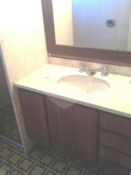 Apartamento à venda com 3 quartos, sendo 1 suíte, em Alto da Boa Vista, São Paulo, SP