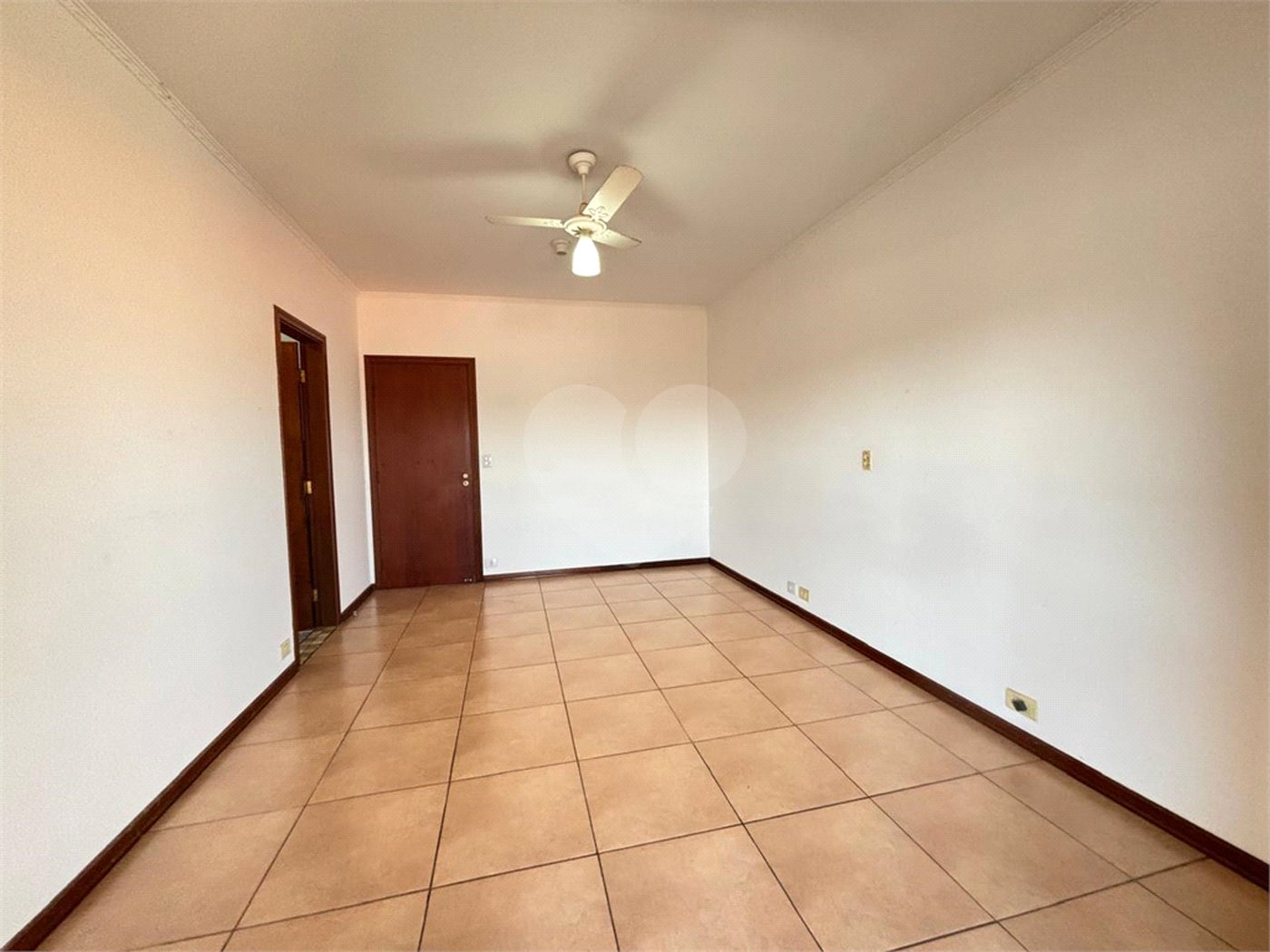 Casa à venda com 3 quartos, sendo 1 suíte, em Capela, Vinhedo, SP