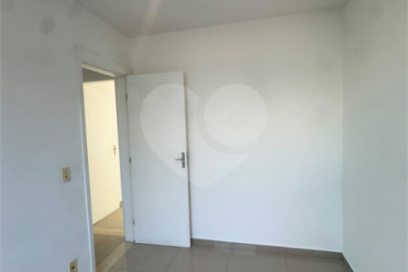 Apartamento para alugar com 2 quartos em Campo Grande, Rio de Janeiro, RJ