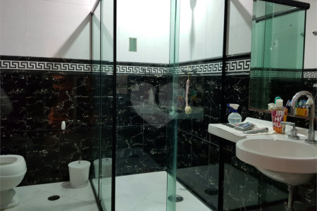 Sobrado à venda com 4 quartos, sendo 2 suítes, em Jardim Marajoara, São Paulo, SP