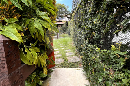 Casa à venda com 6 quartos, sendo 5 suítes,  em Alto de Búzios, Armação dos Búzios, RJ