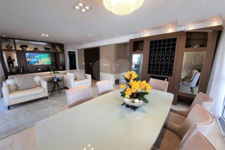 Apartamento à venda ou para alugar com 4 suítes em Santa Teresinha, São Paulo, SP