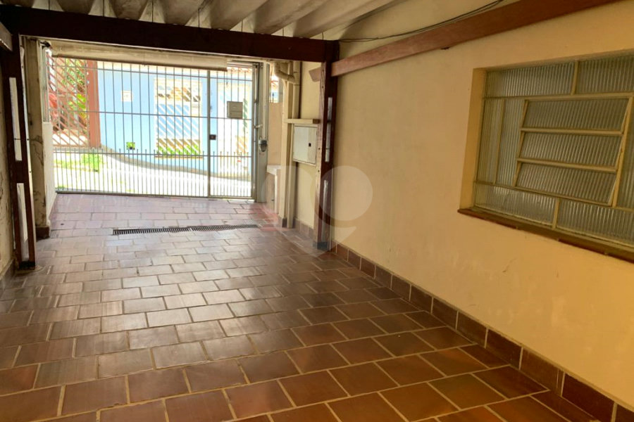 Sobrado à venda com 4 quartos, sendo 2 suítes,  em Jardim França, São Paulo, SP