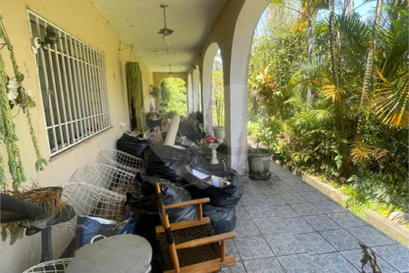 Chácara à venda com 5 quartos, sendo 2 suítes,  em Vila São Paulo, Mogi das Cruzes, SP