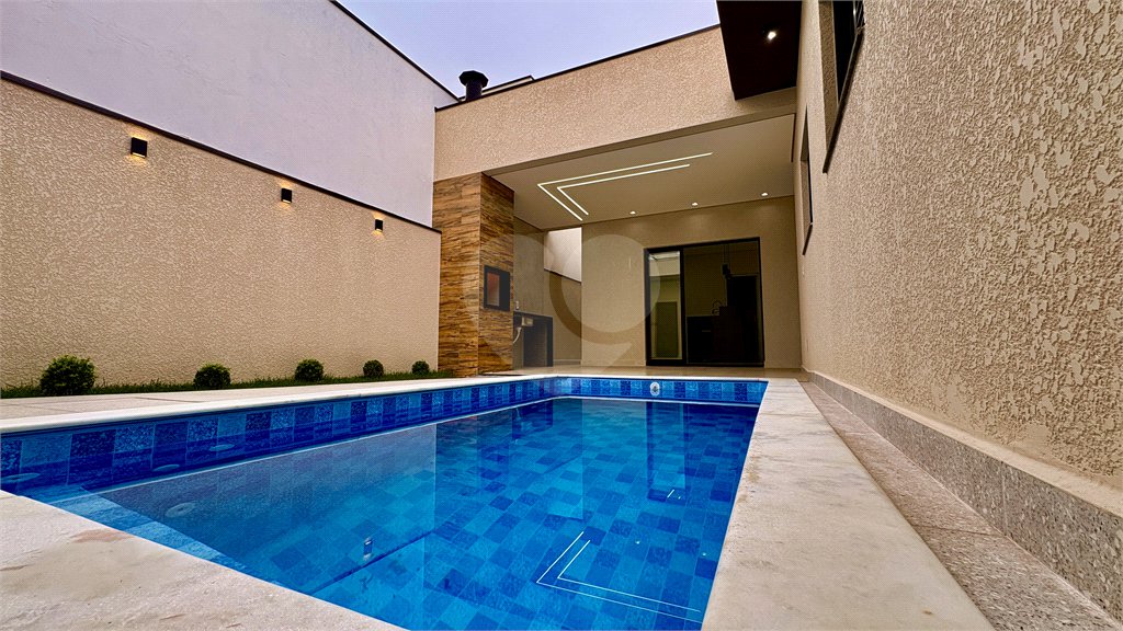 Casa à venda com 3 quartos, sendo 1 suíte, no condomínio Residencial Villagio Wanel, Sorocaba - SP