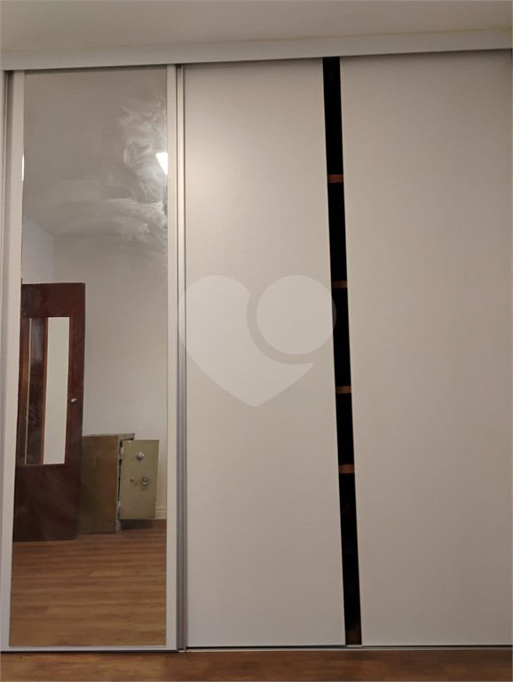 Sobrado à venda com 3 quartos, sendo 1 suíte, em Vila Paulista, São Paulo, SP