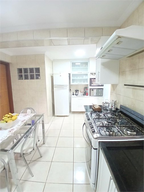 Casa à venda com 3 quartos, sendo 1 suíte, em Vila Rica, São Paulo, SP