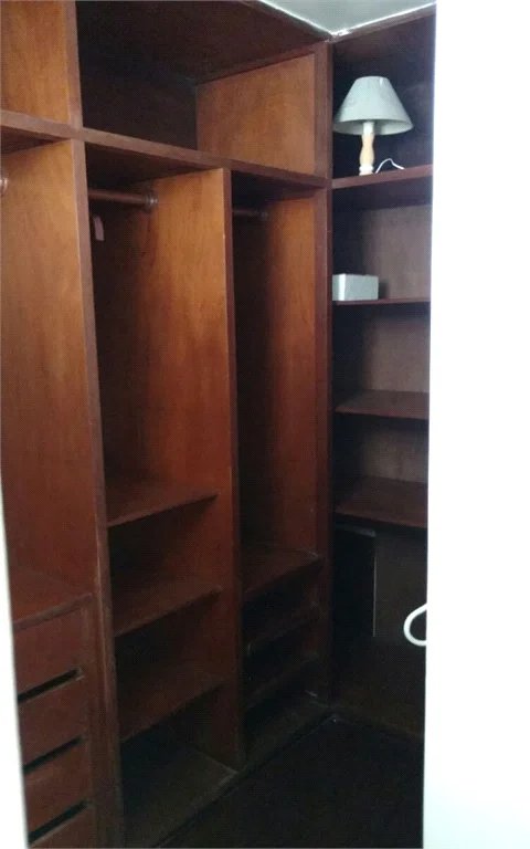 Sobrado à venda com 3 quartos, sendo 1 suíte, em Brooklin Paulista, São Paulo, SP