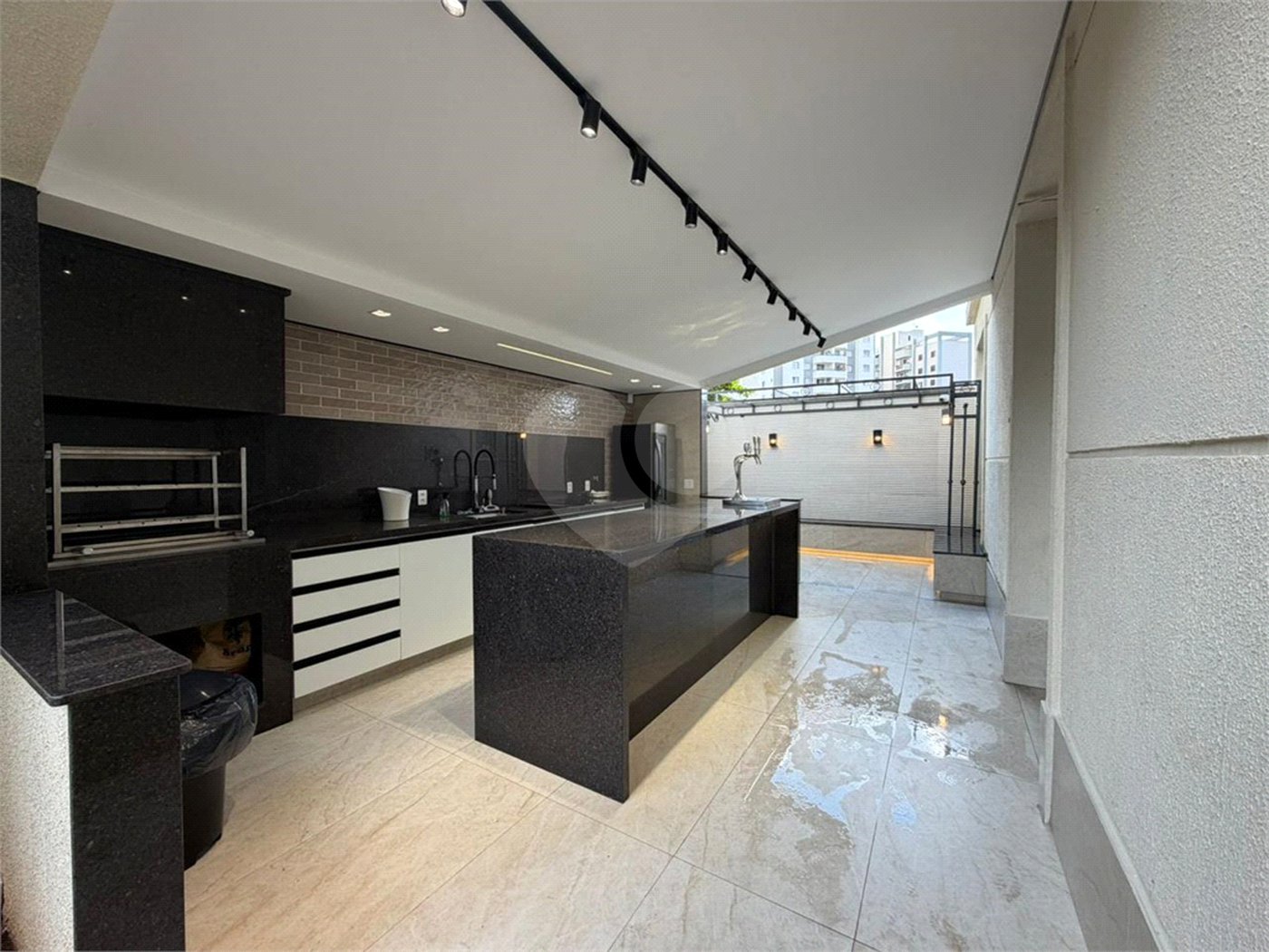 Apartamento à venda com 3 quartos, sendo 1 suíte,  em Vila Regente Feijó, São Paulo, SP