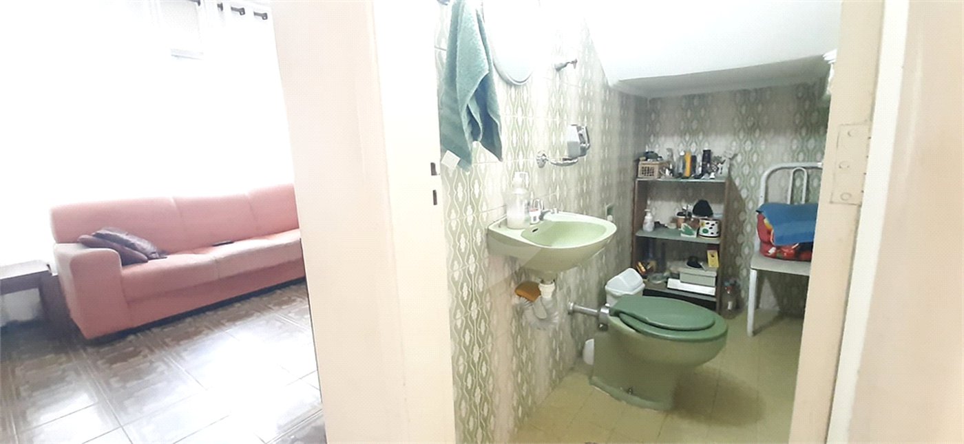 Sobrado à venda com 2 quartos em Tremembé, São Paulo, SP