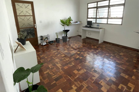 Casa à venda com 2 quartos, sendo 1 suíte, em Jardim Vieira de Moraes, Itapetininga, SP