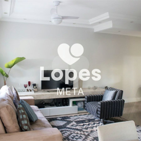 Casa à venda com 3 quartos, sendo 1 suíte, no condomínio Residence Club Villa Branca, Jacareí - SP