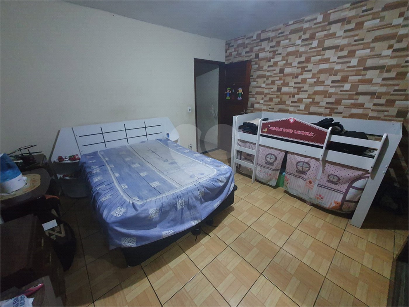 Casa Térrea à venda com 3 quartos, sendo 1 suíte, no Centro, Poá, SP