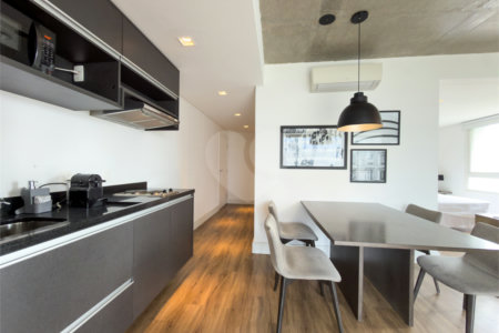 Apartamento à venda com 1 suíte em Cidade Monções, São Paulo, SP