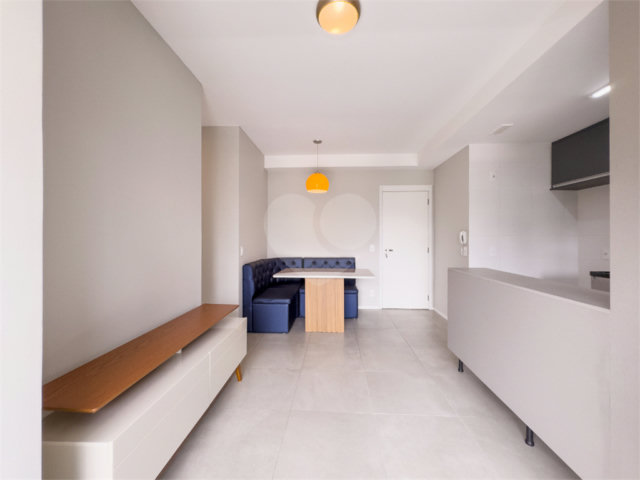 Apartamento à venda com 2 quartos, sendo 1 suíte,  em Chácara Santo Antônio (zona Sul), São Paulo, SP