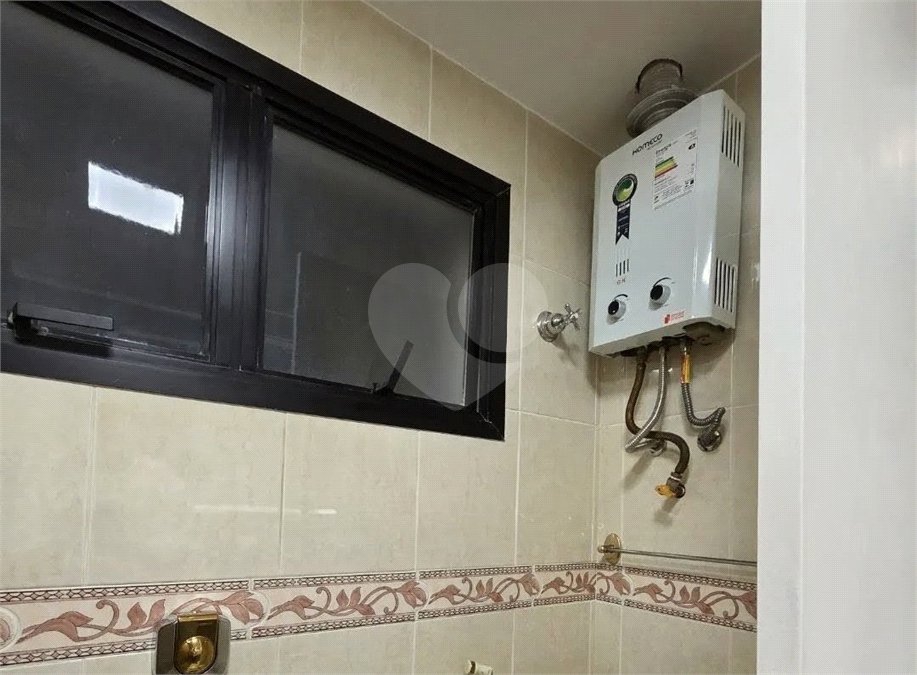 Apartamento à venda com 2 quartos, sendo 1 suíte,  em Laranjeiras, Rio de Janeiro, RJ