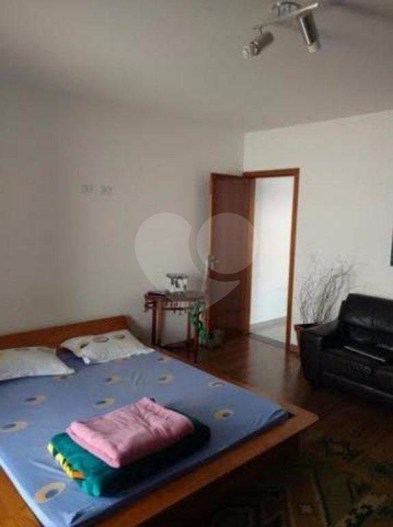 Sobrado à venda com 3 suítes em Vila Constança, São Paulo, SP