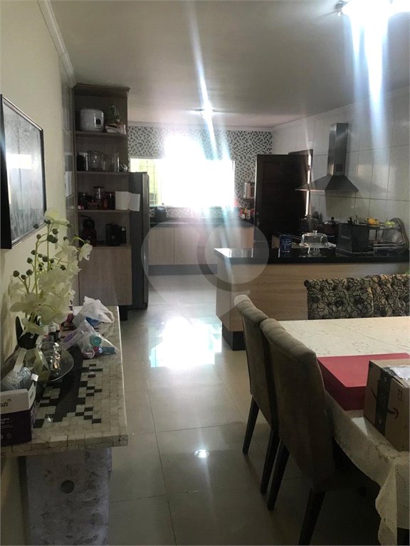 Sobrado à venda com 3 quartos, sendo 1 suíte, em Vila Guilherme, São Paulo, SP