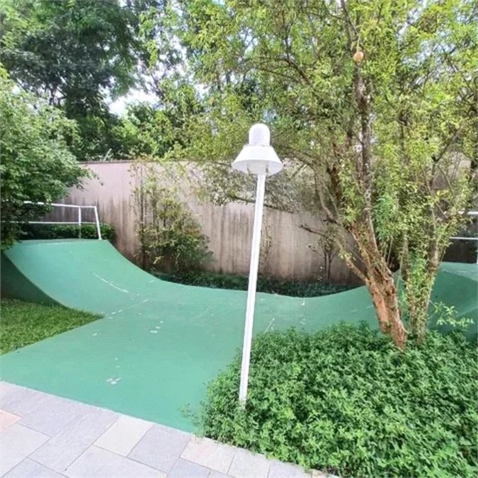 Apartamento à venda com 3 suítes em Vila Suzana, São Paulo, SP