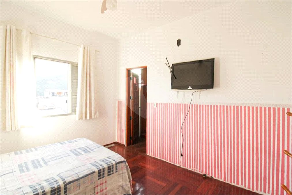 Sobrado para alugar com 3 quartos, sendo 2 suítes, em Jaraguá, São Paulo, SP