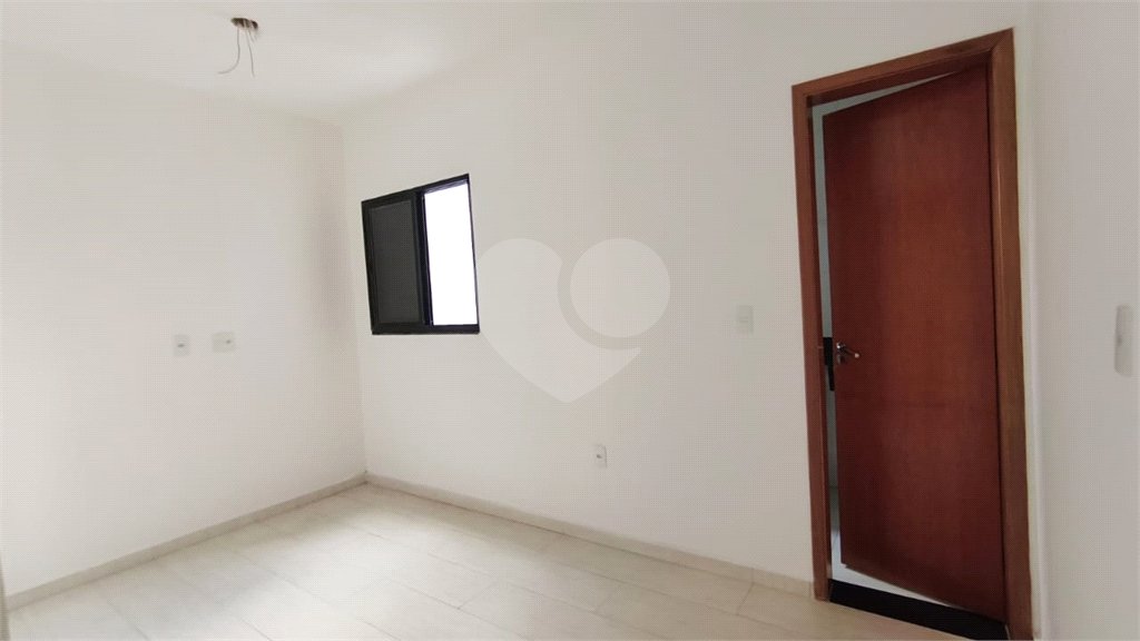 Casa à venda com 2 suítes no condomínio Residencial Paranaguá, São Paulo - SP