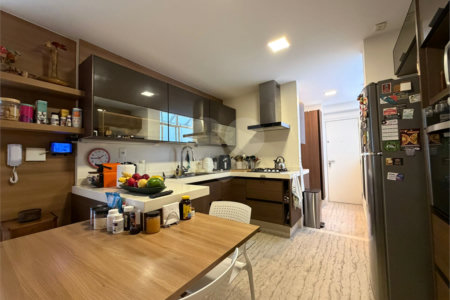 Apartamento à venda com 3 quartos, sendo 1 suíte, em Humaitá, Rio de Janeiro, RJ