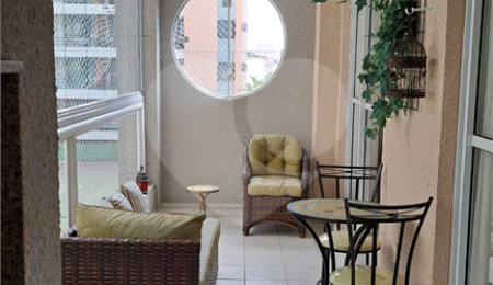 Apartamento à venda com 4 quartos, sendo 2 suítes,  em Cidade São Francisco, São Paulo, SP