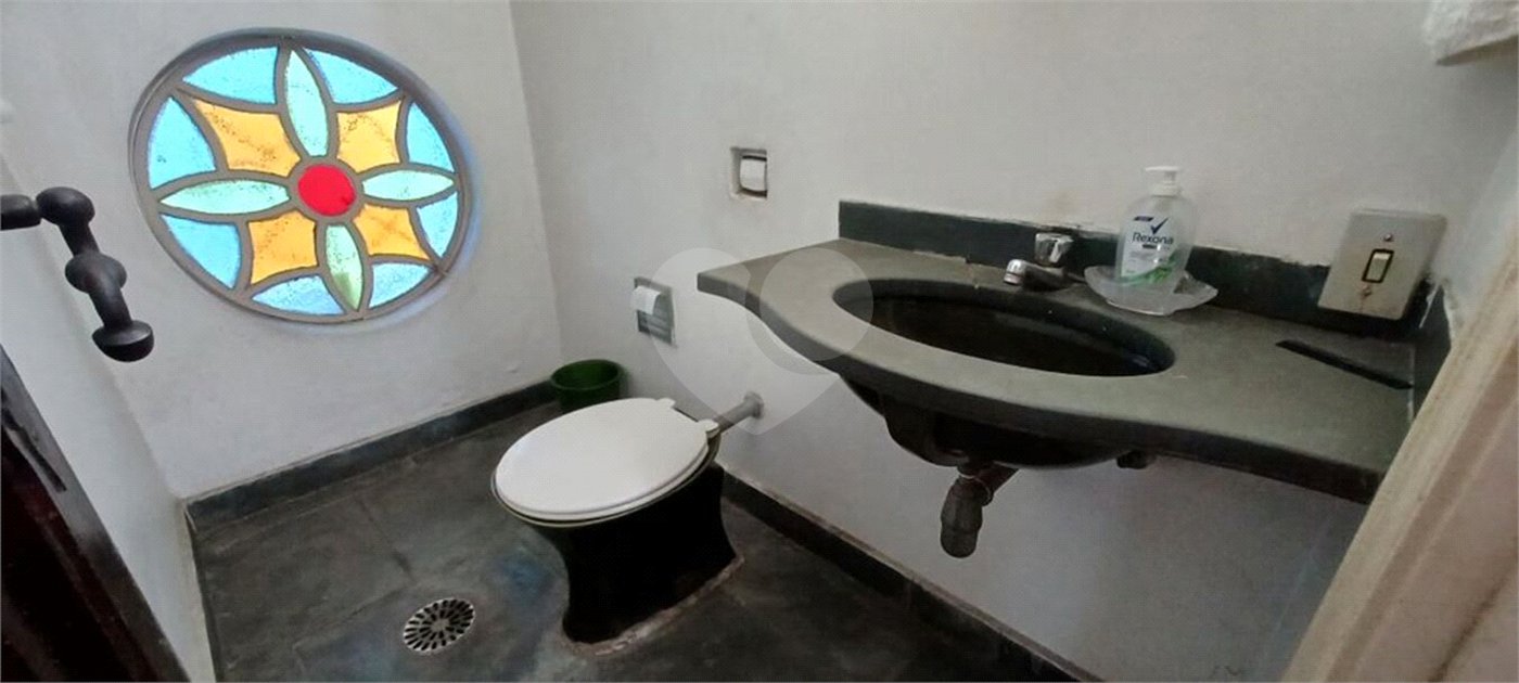 Sobrado à venda com 3 quartos, sendo 1 suíte, em Jardim Novo Mundo, São Paulo, SP