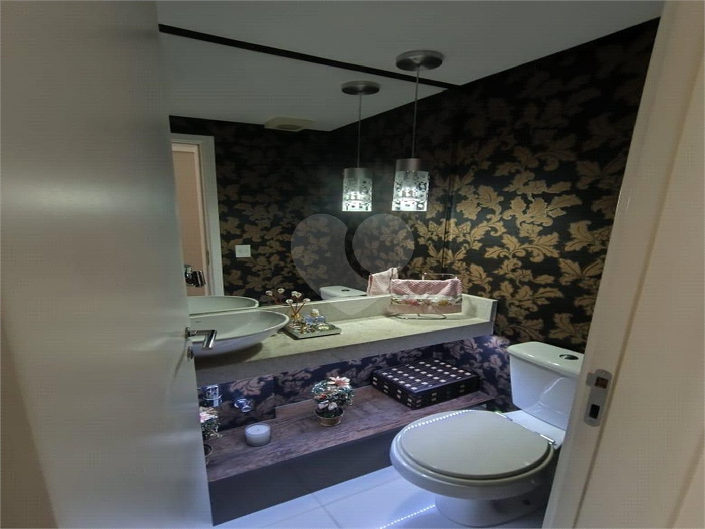 Apartamento à venda com 3 suítes em Vila Ester (zona Norte), São Paulo, SP