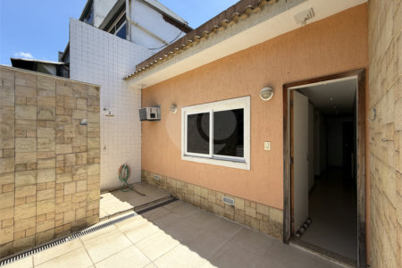 Cobertura à venda com 3 quartos, sendo 1 suíte, em Tijuca, Rio de Janeiro, RJ