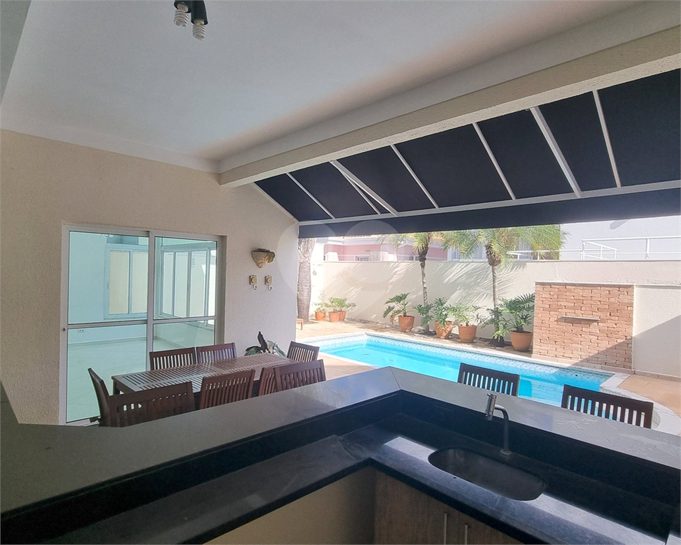 Casa à venda com 4 suítes no condomínio Mont Blanc, Sorocaba - SP