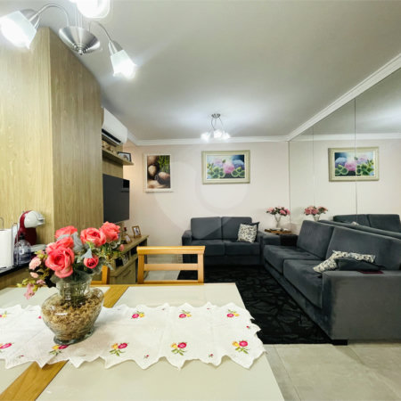 Apartamento à venda com 2 suítes em Vila Scarpelli, Santo André, SP