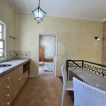 Casa à venda com 5 quartos, sendo 3 suítes,  no condomínio Village Saint Charbel, Araçoiaba da Serra - SP