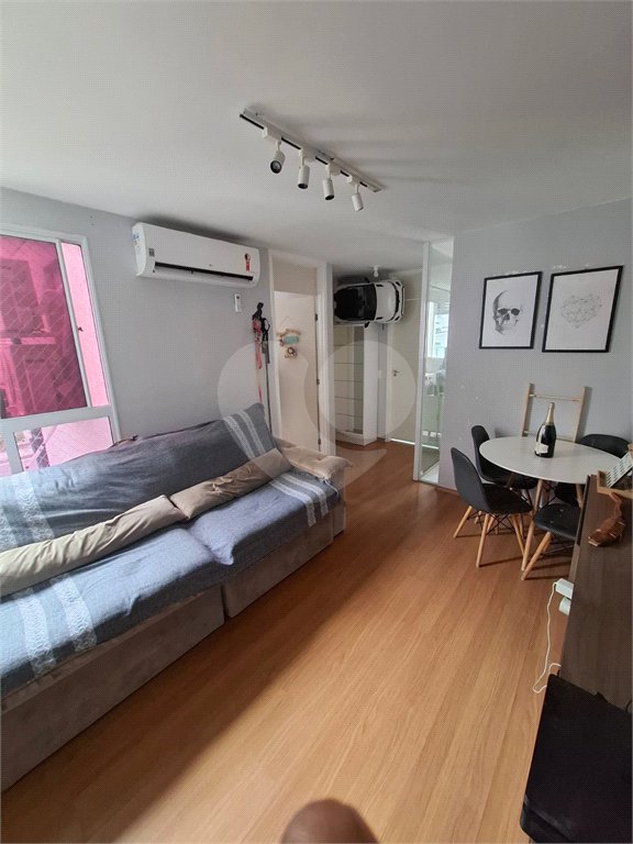 Apartamento à venda com 2 quartos em Santa Cruz, Rio de Janeiro, RJ