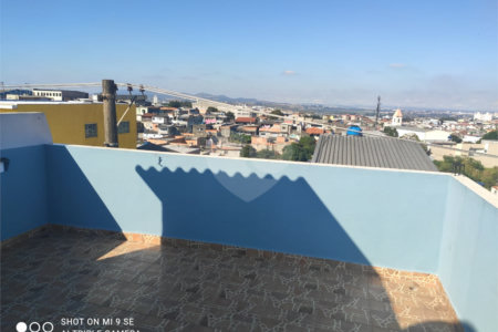 Sobrado à venda com 1 suíte em Jardim Luciana, Itaquaquecetuba, SP