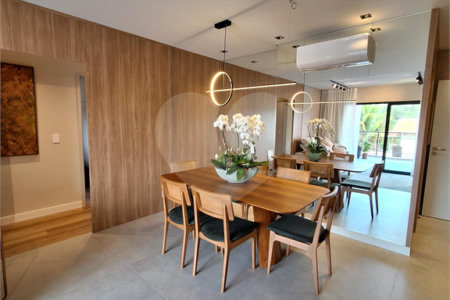 Apartamento à venda com 3 quartos, sendo 1 suíte,  no Centro, Vinhedo, SP
