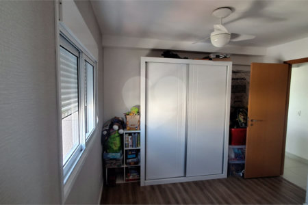 Apartamento à venda com 2 suítes em Vila Scarpelli, Santo André, SP